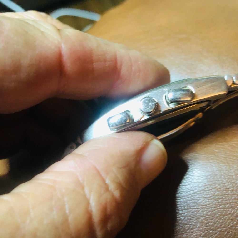 Silver Rectangular Watch With White Dial - image 4